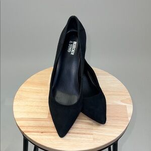 Bleeker and Bond Yasmine Chic Dressy Feminine Black Bronze Block Heels Size 7.5